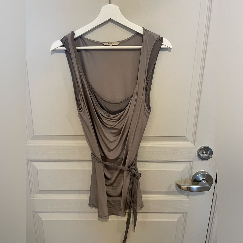 RW&CO. Taupe Sleeveless Drape Tank Top